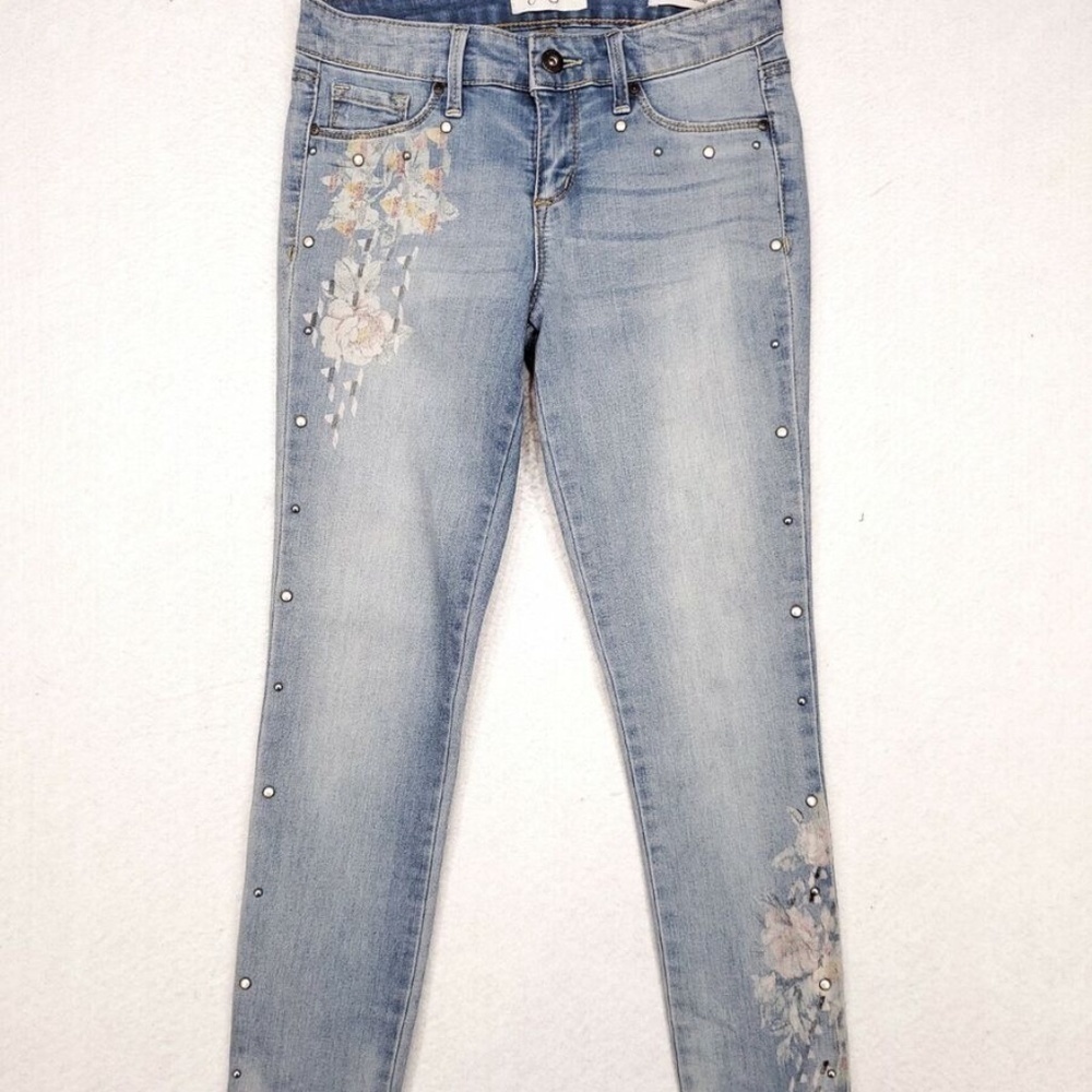 VINTAGE Jessica Simpson Size 2 Kiss Me Super Skinny Jean Distressed Denim Floral - Picture 1 of 14